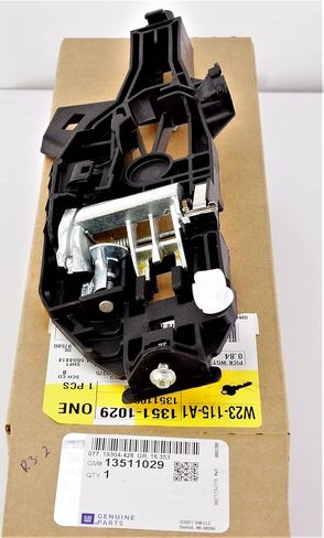 GM 13592462 BRACKET ASM-RR S/D O/S HDL (RH) in Saudi Arabia