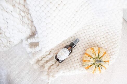 Fragrant Room Spray - White Tea + Thyme - Amber Glass Bottle with Fine Mist Sprayer - Hand Poured in The USA in Saudi Arabia