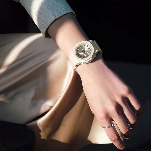 Casio G-Shock حريري نغمة بيرسنت الوردي ونصف الرقمية ساعة GMA-P2100ST-4A in Saudi Arabia
