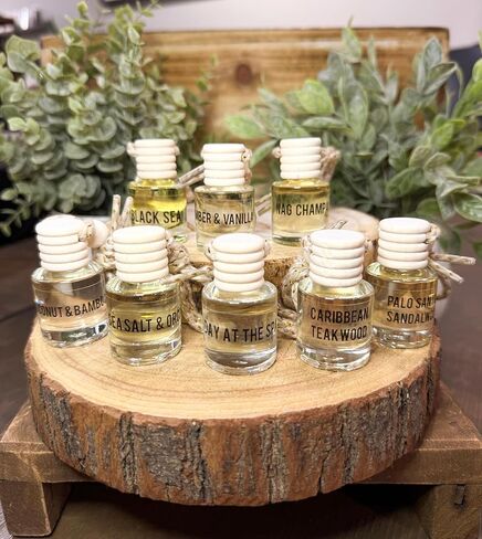 Amber & Vanilla Hanging Air Air معطر-ناشر الزيوت العطرية الطويلة للسيارة والخزانة والحمام-رائحة الرائحة الطبيعية 2 عبوة in Kuwait