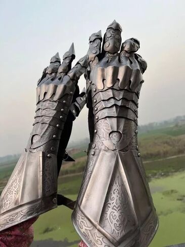 Medieval Nazgul Witch King Full Body Armor Cosplay Halloween in Saudi Arabia