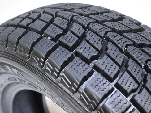Dunlop Grandtrek SJ6 Winter Radial Tyre - 205/70R16 97Q in Saudi Arabia