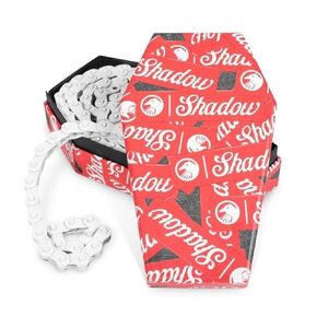 سلسلة دراجة SHADOW CONSPIRACY Interlock 1/8 بوصة متينة وقابلة للتعديل بنصف رابط V2 متوافقة مع 8T Driver & Up، أسود