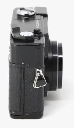 كاميرا فيلم Minolta Hi-Matic AF2 مقاس 35 مم مع عدسة f2.8 مقاس 38 مم وفلاش (متجددة) in Saudi Arabia