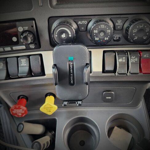 K Dub Stub Smash Mount T680 T880 Dashboard Phone Mount 2013-2025 | Easiest Installation Trucker Phone Holder for Semi Trucks in Saudi Arabia