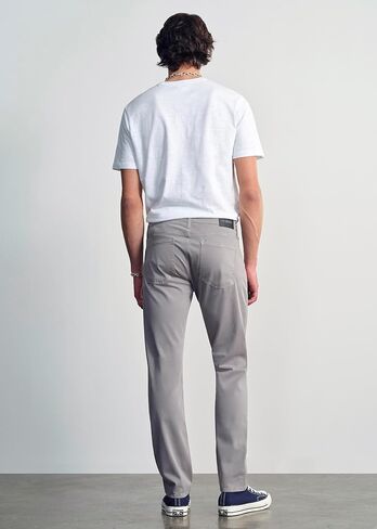 ركوب السراويل النحيفة للرجال للرجال in Kuwait