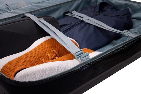 Thule Subterra Duffel Duffel ، Black in Saudi Arabia