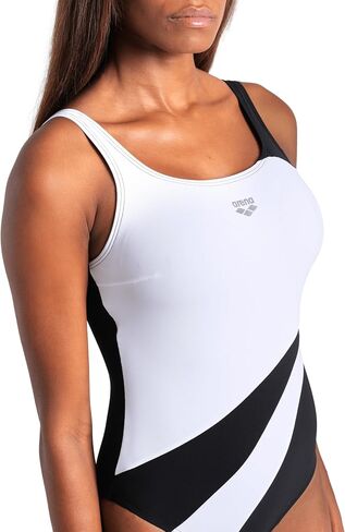 لعبة Women's Shapear Liliana C-Cup Swimsuit Swims Control Control Suity Suity Bashing Suit in Saudi Arabia