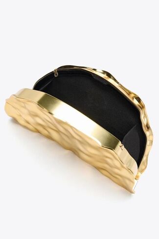 Women Metallic Hard Clutch Half-Moon Bag Bag Basbody Bag Based مع حزام سلسلة قابل للإزالة in Kuwait