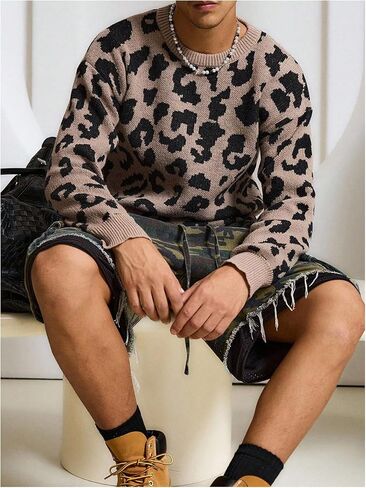 WDIRARA Men's Leopard Sweaters Crew Neck Long Sleeve Pullover Knit Tops Streetwear Knitwear in Saudi Arabia