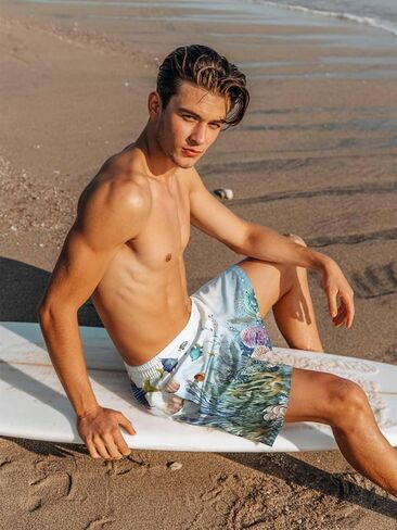 Mens Swim Trunks with Compression Liner,Underwater Ocean Fish Coral Men's Inseam Board Shorts Quick Dry Bathing Suit for Men in Saudi Arabia