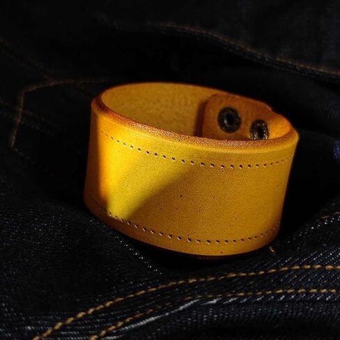 Leather Cuff Bracelet for Men Women Wide Cowhide Adjustable Wristband Handmade Retro Style in Kuwait