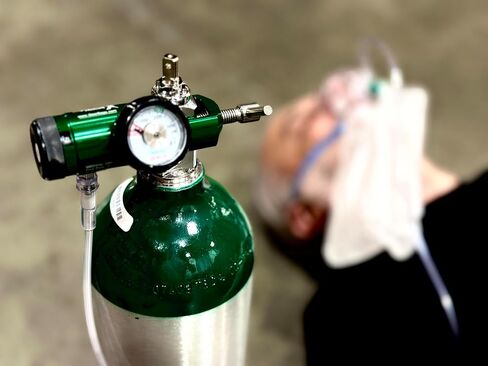 Lightning X Portable Aluminum Medical Oxygen Cylinder, D Size w/CGA-870 Post Valve for Home & EMS Use, Ships Empty, Requires Prescription to Fill in Kuwait