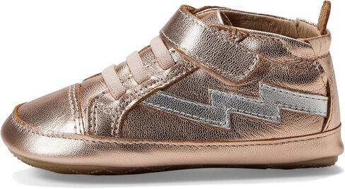 النعال القديمة لطفلة رضيعة (رضيع/طفل صغير) in Kuwait