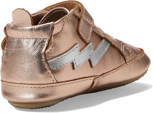 النعال القديمة لطفلة رضيعة (رضيع/طفل صغير) in Kuwait