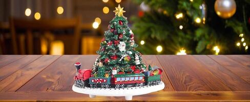 شجرة عيد الميلاد الموسيقية Lighthead مع Santa Santa Sleigh & Reindeer - تلعب ألحان العطلات الكلاسيكية - زخرفة مربع موسيقى polyresin in Saudi Arabia