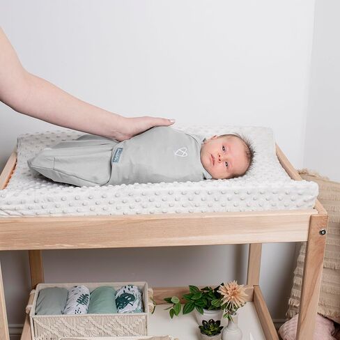 SwaddleMe Original Swaddle – Size Large, 3-6 Months, 2-Pack (Feather Stripe) in Kuwait