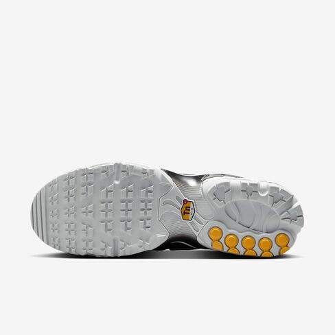 Nike Air Max Plus Golf Shoes (FZ4150-001 ، Black/Gold/Salsa Red/White) Size 8 in Kuwait