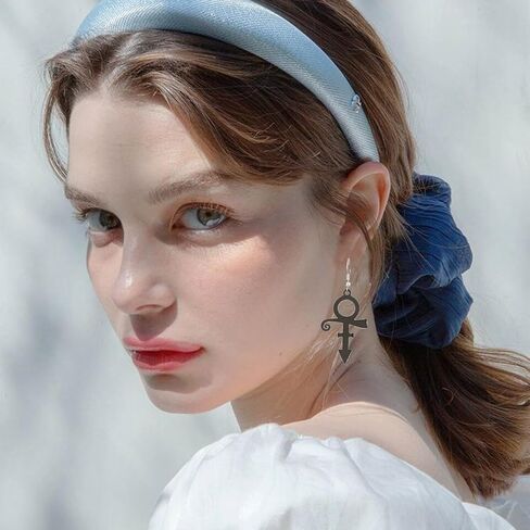 Punk Stylish Personalized Cartoon Music Note Earrings for Women Girls Symbols Rock Band Symbol Earrings Music Lover Gothic Jewelry Unique Fashion Music Symbols Rock Band Symbol Earrings in Saudi Arabia