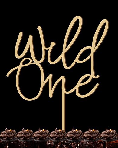غلاف كعكة Wild One - لوازم تزيين الكيك الخشبية لعيد الميلاد الأول لحفلة عيد الميلاد الأول/ الكشف عن جنس الطفل / دعامات كشك الصور (لون الخشب) in Kuwait