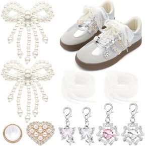 سحر الأحذية للنساء أحذية رياضية: مجموعة من سحر الديكور وأرباح الحذاء in Kuwait