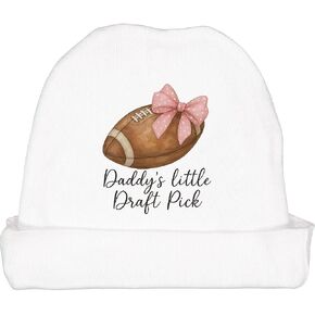 قبعة صغيرة للأطفال من Inktastic Daddy's Little Draft Pick لكرة القدم ذات القوس الوردي in Kuwait