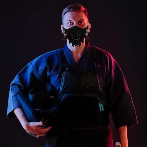 قناع وجه ساموراي للحفلات التنكرية، قناع ياباني قابل لإعادة الاستخدام للحفلات والمهرجانات وتصميم فريد من نوعه من أجل الراحة in Kuwait