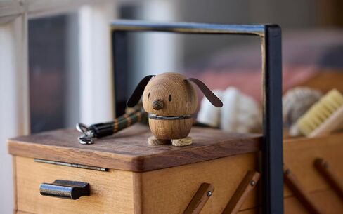 Hoptimist Dog Oak Bimble، بني خشبي، زخرفة ديكور المنزل - تصميم دنماركي، خشب مع زنبرك معدني، صغير - يخلق حركة مبهجة in Kuwait