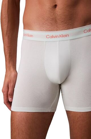 سراويل داخلية للرجال من Calvin Klein مصنوعة من القطن القابل للتمدد مكونة من 3 قطع in Saudi Arabia