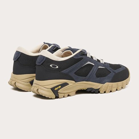 Oakley Men's Sierra Terrain Sneaker, Black, 11 in Saudi Arabia