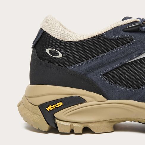 Oakley Men's Sierra Terrain Sneaker, Black, 11 in Saudi Arabia