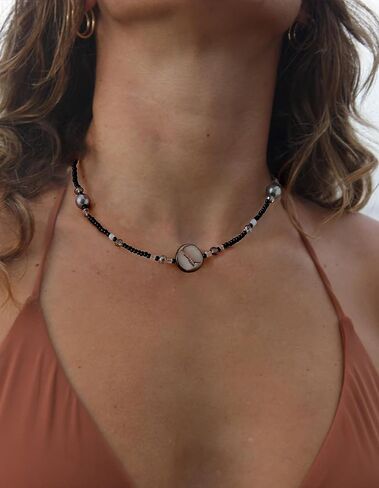 قلادة مطرزة للنساء بحجر غير منتظم وقلادة من اللؤلؤ مصنوعة يدويًا من الأحجار الكريمة بوهو قلادة مجوهرات صيفية للنساء in Kuwait