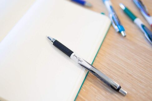 Zebra Pen Z-Grip Flight Retractable Ballpoint Pen, Bold Point, 1.2mm, Black Ink, 12-Count in Saudi Arabia