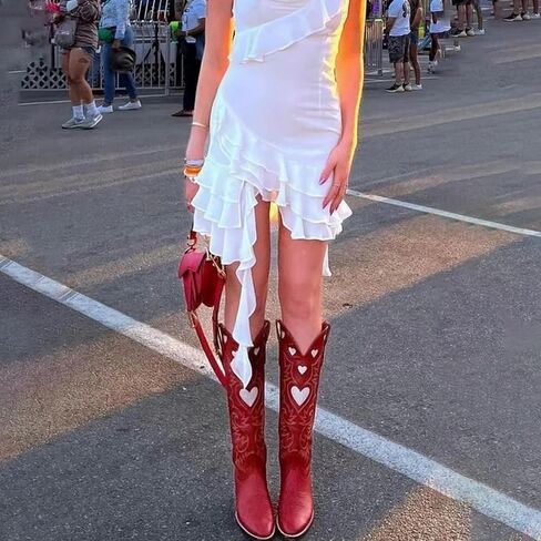 Cowboy Boots for Women Wide Calf Round Toe Chunky Stacked Heel Knee High Cowgirl Boot Heart Pattern Classic Embroidered Tall Western Booties Pull on in Kuwait