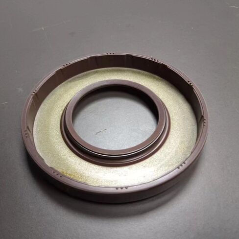 TRANSFER CASE OIL SEAL R 9495018 in Saudi Arabia