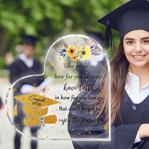 هدايا تخرج جامعية للنساء، هدايا تخرج ملهمة 2024، هدايا تخرج فئة 2024، تذكار التخرج للكلية الثانوية درجة الدكتوراه درجة الماجستير وزن ورق أكريليك على شكل قلب 6 بوصات in Kuwait