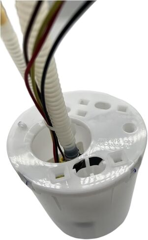 Fuel Pump Assembly，Compatible with Porsche Cayenne 2011-2018 Compatible with Porsche VＷ 2011-2017 V6 3.0L, V6 3.6L, V8 4.8L 7P0919087 in Saudi Arabia