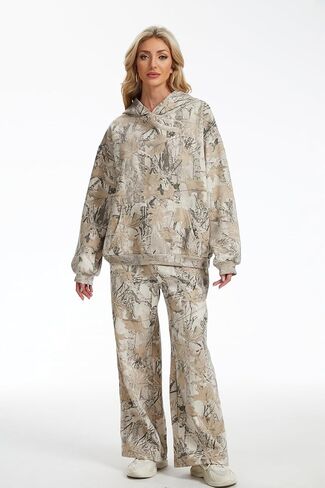 Womens 2 Piece Sweatsuits Fall Outfits Oversized Camo Hoodie Wide Leg Sweatpants Travel Lounge Matching Sweat Sets in Kuwait