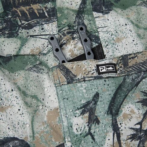 Madeira Cargo Hybrid Shorts 20" in Saudi Arabia