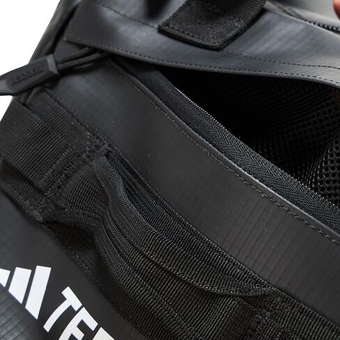حقيبة adidas Terrex RAIN.RDY Expedition Medum Duffel، أسود/أبيض، متوسط in Saudi Arabia