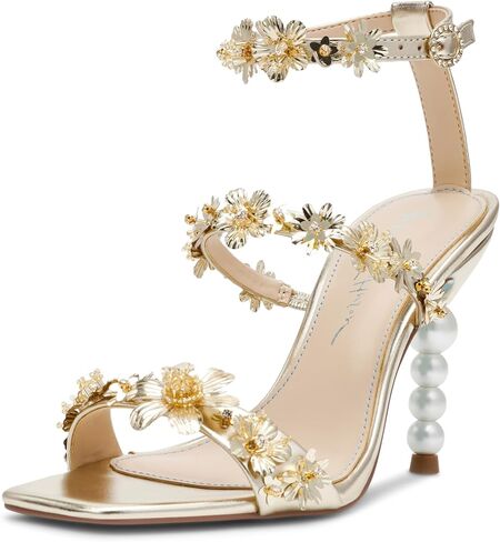 صندل Lorra النسائي بكعب عالٍ من Betsey Johnson in Kuwait