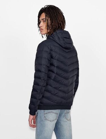 سترة A｜X ARMANI EXCHANGE للرجال مبطنة بغطاء رأس وشعار ميلانو/نيويورك بسحاب in Saudi Arabia