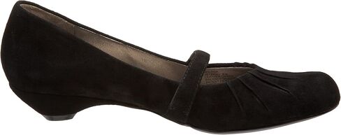 Naturalizer Women Brent Knee High Boot in Kuwait