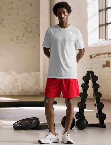 تيشيرت اللياقة البدنية Dri-Fit Legend من نايك للرجال باللون الأحمر | أسود 2XL in Saudi Arabia