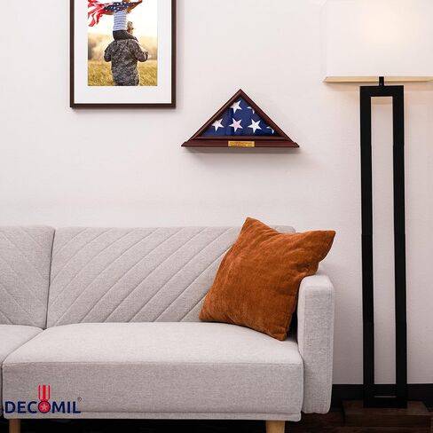 DECOMIL - حافظة عرض علم مقاس 3 × 5، لمسة نهائية من الكرز، صندوق ظل صغير (ليس لعلم جنازة الدفن) مع لوحة اسم مخصصة in Kuwait