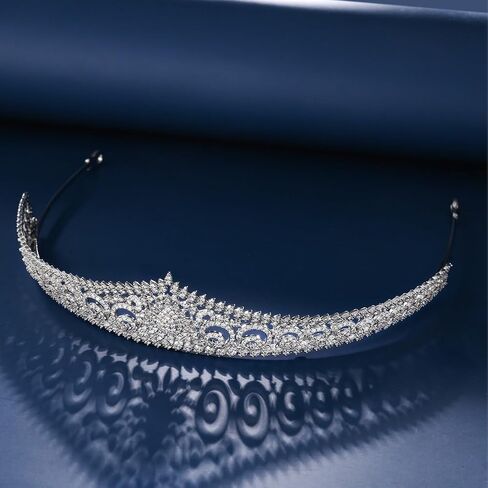 14K Gold Baroque-Inspired Bridal Tiara, Pearl & Moissanite Wedding Headdress Hairpiece, Opulent Gift for Vintage-Themed Weddings in Saudi Arabia