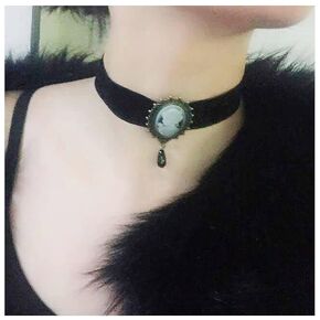 Iaceble Vintage Velvet Choker Necklace Gothic Cameo Choker Necklace Retro Leather Choker Necklace Teardrop Crystal Necklace Jewelry for Women and Girls