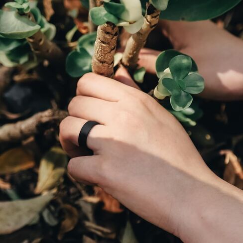 خاتم زفاف من السيليكون للنساء من Egnaro، تصميم مريح وقوس داخلي مريح للتنفس، خاتم زفاف من السيليكون بعرض 4 مم - سمك 1.5 مم من المطاط للنساء - 7 حلقات / 4 حلقات / حلقة واحدة من خواتم الذكرى السنوية in Kuwait