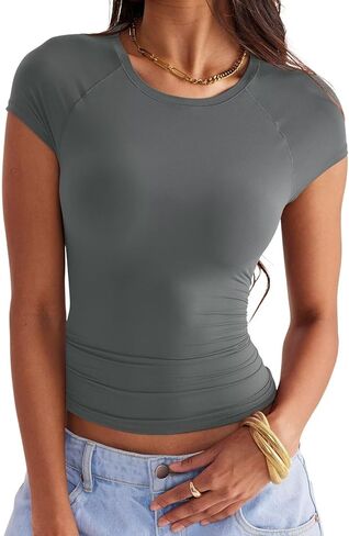 تي شيرت نسائي بياقة دائرية وبطانة مزدوجة وأكمام قصيرة وأكمام راجلان أساسية بقصة ضيقة 2024 in Kuwait