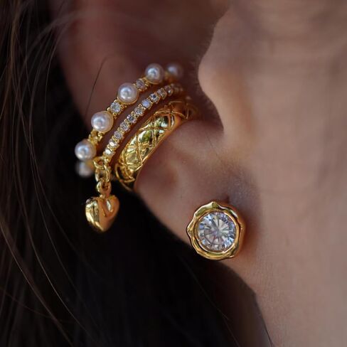 18k Gold Plated Pearl Ear Cuff in Saudi Arabia